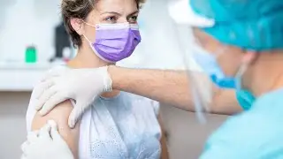 Coronavirus vaccine: Should the US government pay people to get the COVID-19 vaccine?