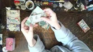 Колода карт &laquo;Отпусти&raquo; &mdash; вдохновение от Акал Притам. Пролистайте карты, а также сделайте мини-гада...