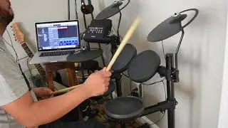 EN LA CASA DE DIOS DANILO MONTERO COVER