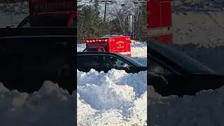 fire buffin 2 Merrimack police cars and a Bedford ambulance off of exit 10 1/29/2026