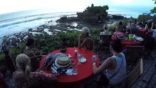Ekspedisi Indonesia Biru: Turisme Massal Bali