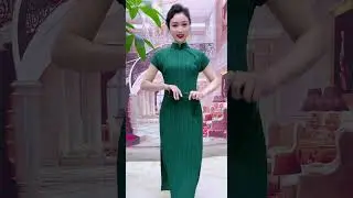 Beautiful cheongsam show #cheongsam #clothes