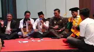 T. Mirzuan Pj Bupati Aceh Tengah dan Haili Yoga Pj Bup BM berdidong pada acara Prof DR Zulkarnain MA