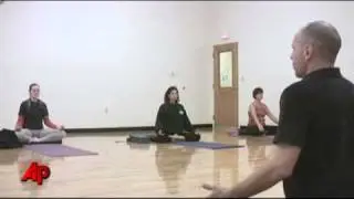 Yoga Studios Offer Free Classes for Unemployed