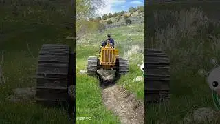 Meetin 1952 D47U bulldozer clearing a ditch#shorts #farming #trend#ytshorts #bulldozer #excavator