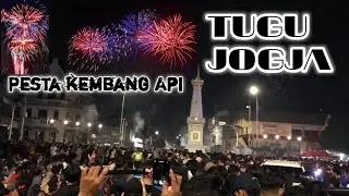 MERIAH PESTA KEMBANG API TAHUN BARU 2022 TUGU JOGJA|LAUTAN MANUSIA BERKUMPUL MENYAMBUT TAHUN 2022