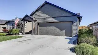 3559 SW Pumice Place, Redmond, OR Presented by Christy Symons.
