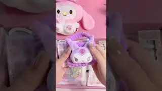 the little baby likes all color