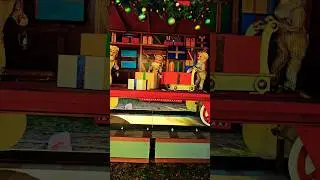 Парк, украшенный к Рождеству 🎄 Experience  Christmas in the Park San Jose,  CA 🧑&zwj;🎄