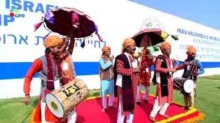 PM Netanyahu is welcomed to Ahmedabad