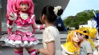 プリキュアと握手！