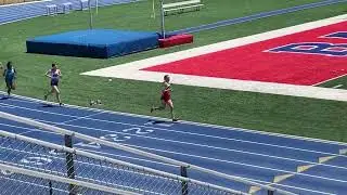 Fast & Furious invite featuring Starlyn Edwards 1500m 1st place. Bartlett high school 5-28-22