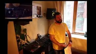 Do-Funkk Live through the record stacks!