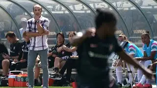 Landon Donovan's home coaching debut with Wave