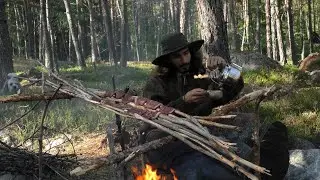 Bushcraft trip - Drying meat, pine tea, making cutting board
