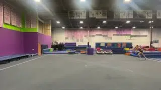 Front tuck (spring floor)