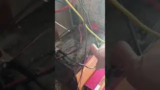 SRNE ERROR SIGN: Solar set up problem with an error sign indicator in the SRNE charge controller