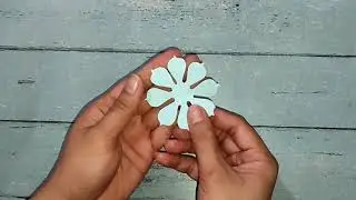 #diycrafts #flowers #paperflowers  Easy Flower Card tutorial | CrafterGenie