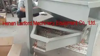 How does the nut sorting machine work?