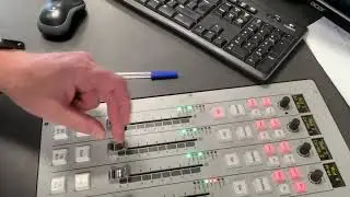Hoe werkt de radiostudio van OOG