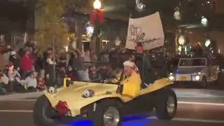 VW Club Of Tidewater (VCOT81) in the 33rd Norfolk Grand Illumination Parade 11/18/17