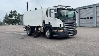 K&ouml;p Sopmaskin/Lastbil Scania P230 p&aring;byggnad Johnston beam VX 800 p&aring; Klaravik