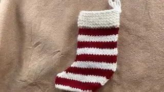 Very Cute And Simple Christmas Stockings Knitting Pattern | Grany&rsquo;s Ashiana