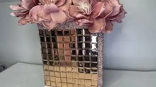 Rose gold diy mirrored vase/ #homedecordiy2023 #vasecenterpiece