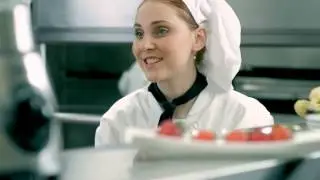 GEEPAS Kitchen Appliances ad