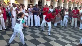BUIU TOPAZIO  8° ANIVERSARIO DU GRUPO INTERNACIONAL DE CAPOEIRA TOPAZIO NICE FRANCE.