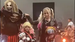 Bray Wyatt With Alexa Bliss & Little Sister Abigail Entrance Old Memories Back #wwe #vlog