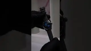 Quicklook: H. Moser & Cie. - Pioneer Centre Seconds Funky Blue Black Edition #luxurywatches #prjkt8