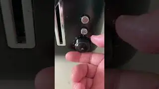 Russell Hobbs Toaster - 4 slices, thick bread, defrost option