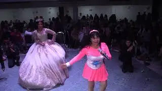 XV años Yara 19-10--24  Zapatilla, juguete, coronación
