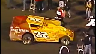 SYRACUSE SPEEDWAY SUPER DIRT SERIES ECKERT 200    10/13/2002