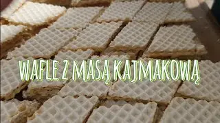Wafle z masą kajmakową 