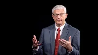How do covenants structure redemptive history?