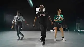 Step/Stroll | DRUNK IN LOVE/DIVA Homecoming Live x BEYONC&Eacute; | Instructor: JOE BROWN