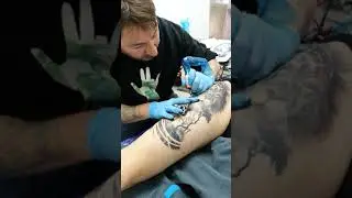 Lle&oacute; fet per StefK a Besal&uacute; Tattoo www.besalutattoo.com