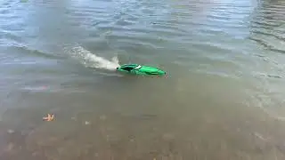 IMPULSE 32 RIPS ON THE POND!!!! 4519 propeller -60MPH