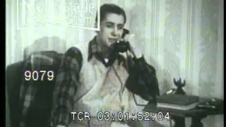 1940s Teens Make a Date