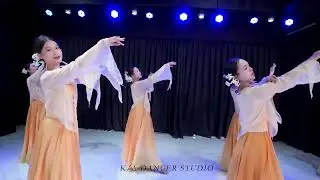 Múa: bán hồ sa ( k/a dance studio )