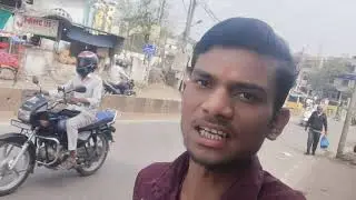 My friend ate a samosa today. #samosa #dallyblog #vlog #room #hotel #shop #funny 