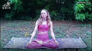✅Best Yoga Mat In India🔥Grip Suede Yoga Mat Review 🔥 Sofia Yoga Teacher From Finland