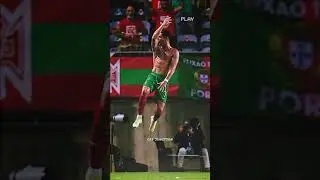 Ronaldo takes off his shirt 🔥