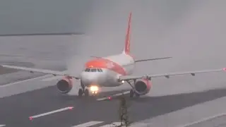 Bad weather || Challenging landings during a STORM || Low visibility/Visual Approach || Madeira