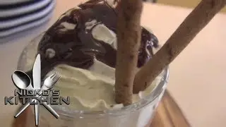 TRIPLE CHOCOLATE MILKSHAKE