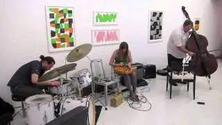 Sandy Ewen / Damon Smith / Jerome Bryerton Improvised Trio Music