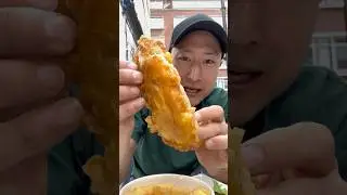 I Tried FISH & CHIPS🍟🇬🇧