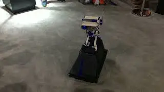 SDCC 2024: Droid boppin' to Stayin' Alive Until Tiny Kylo Ren Shows up
